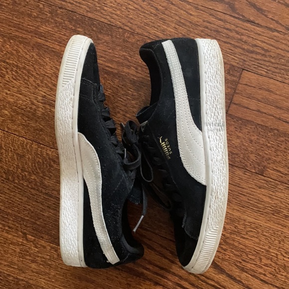 Black Suede Pumas - Picture 2 of 3